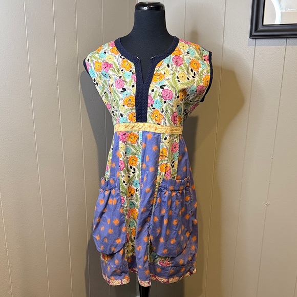 Rebe Women’s Large Vibrant Floral Midi Shift Dress with Pockets - Picture 1 of 4